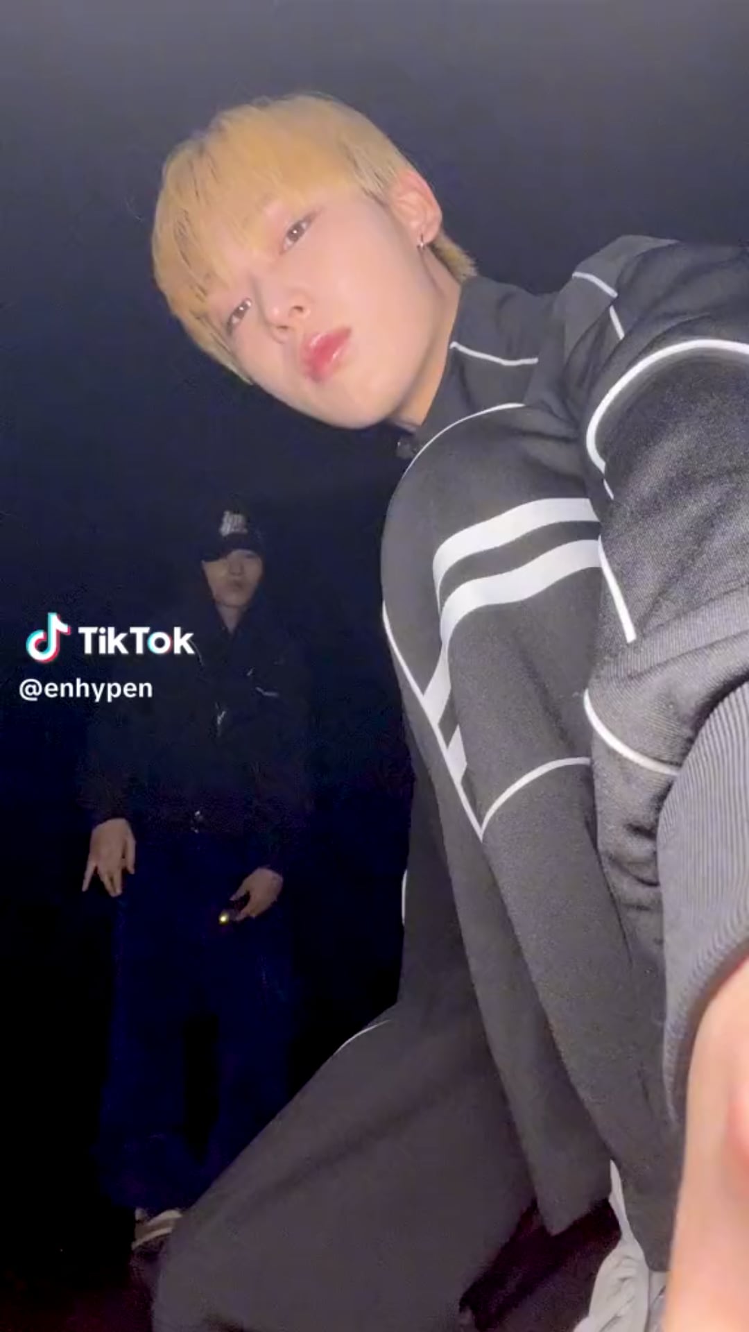 240422 Tiktok: ENHYPEN