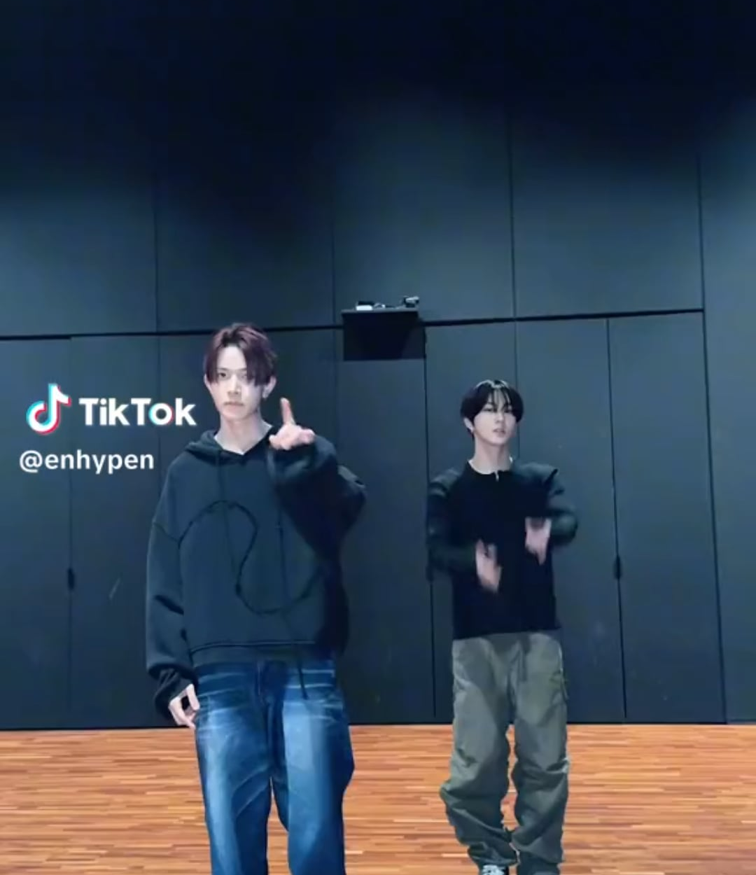 240402 Tiktok: Heeseung & Jungwon