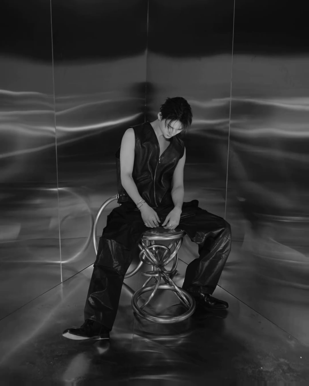 240408 L'Officiel Singapore Instagram: Jungwon & Ni-ki @ Bulgari