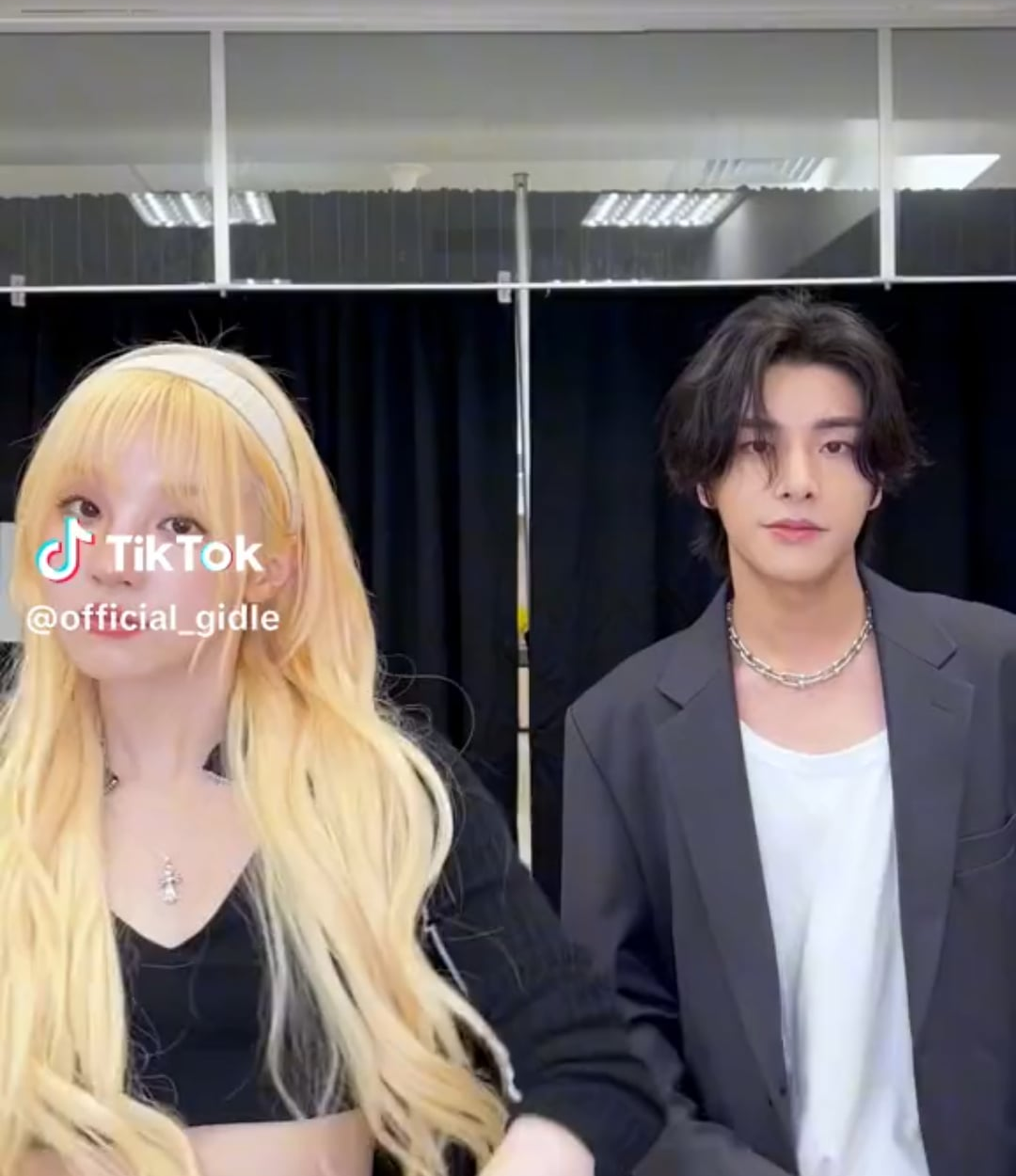 240424 (G)I-dle Tiktok: Yuqi with Jake