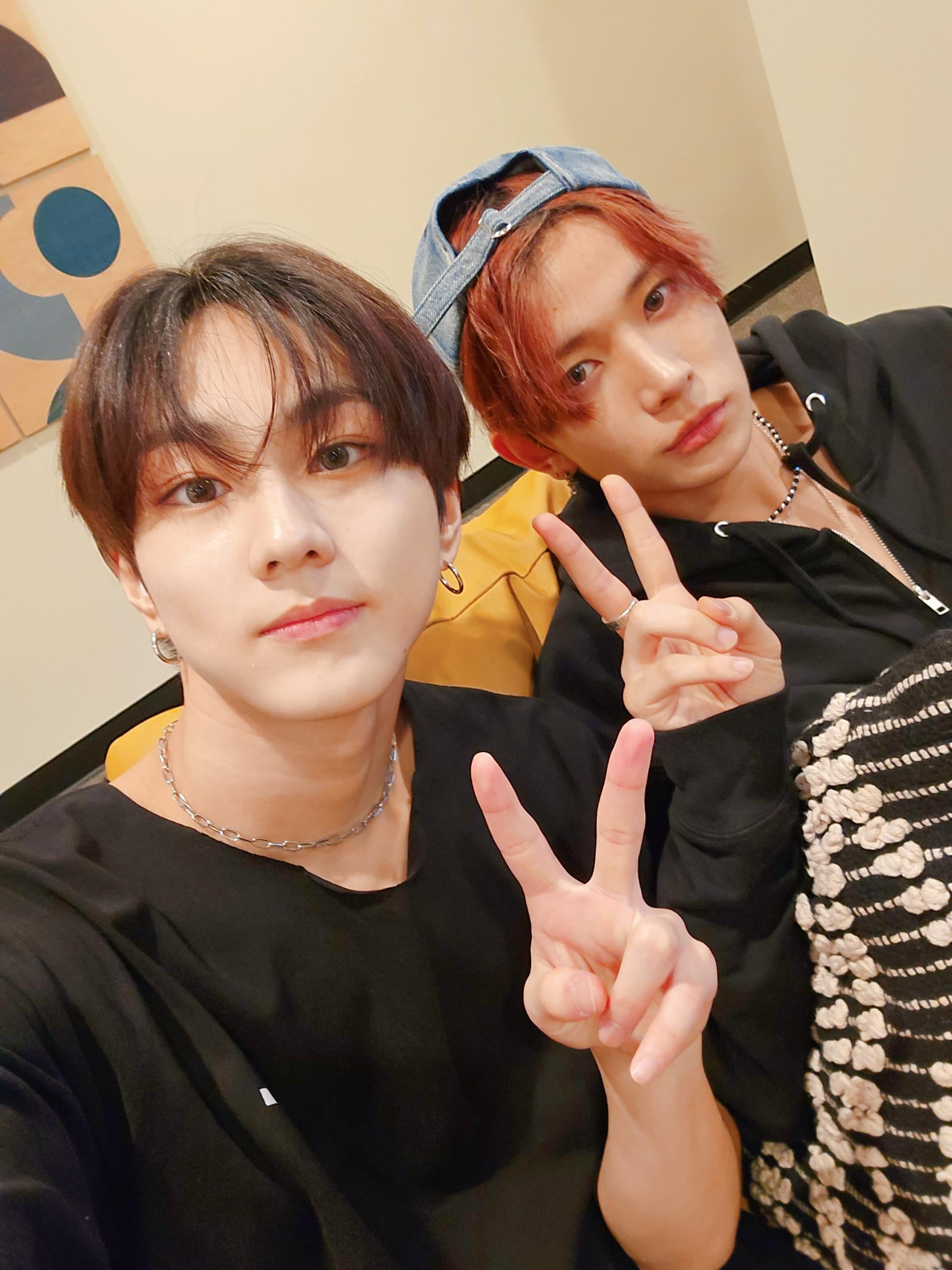 240425 Weverse: Jungwon with Heeseung