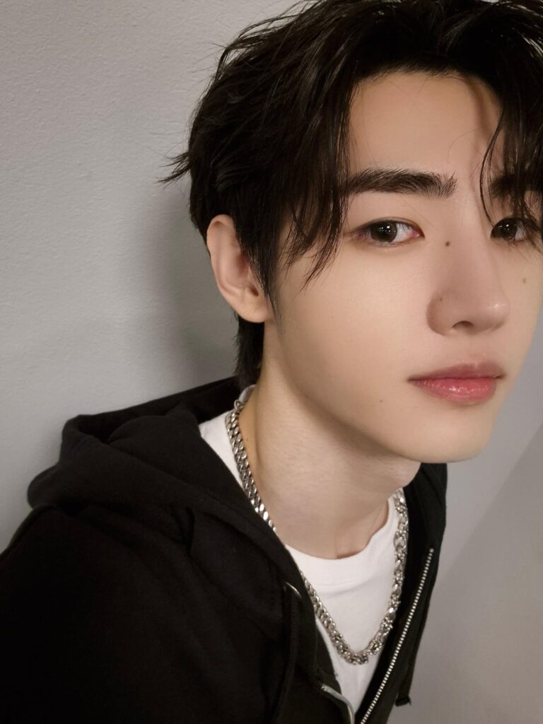 240428 Weverse: Sunghoon
