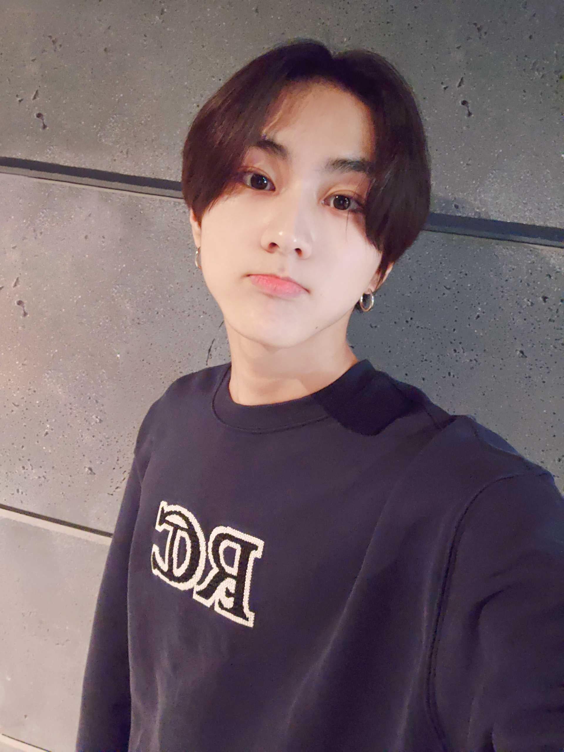240411 Weverse: Jungwon