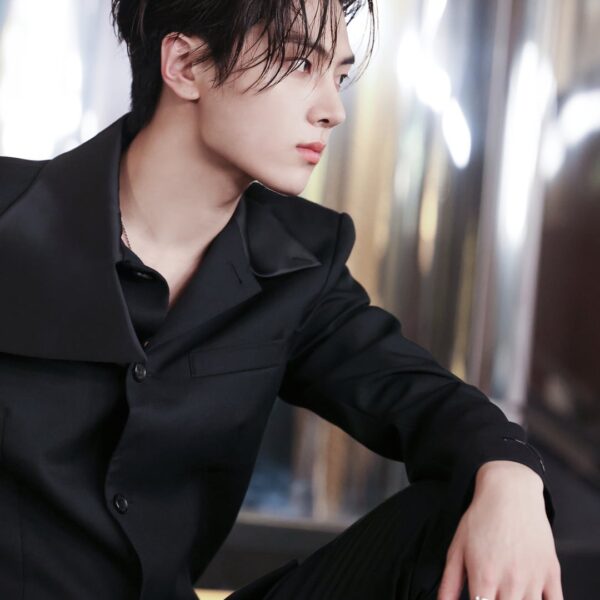 240529 Weverse: JAY X GLAY <whodunit> MV Photo Sketch