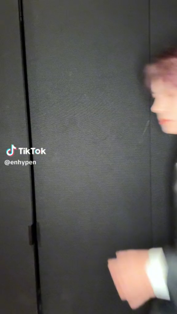 240519 Tiktok: Heeseung, Jungwon, Ni-ki, Sunoo