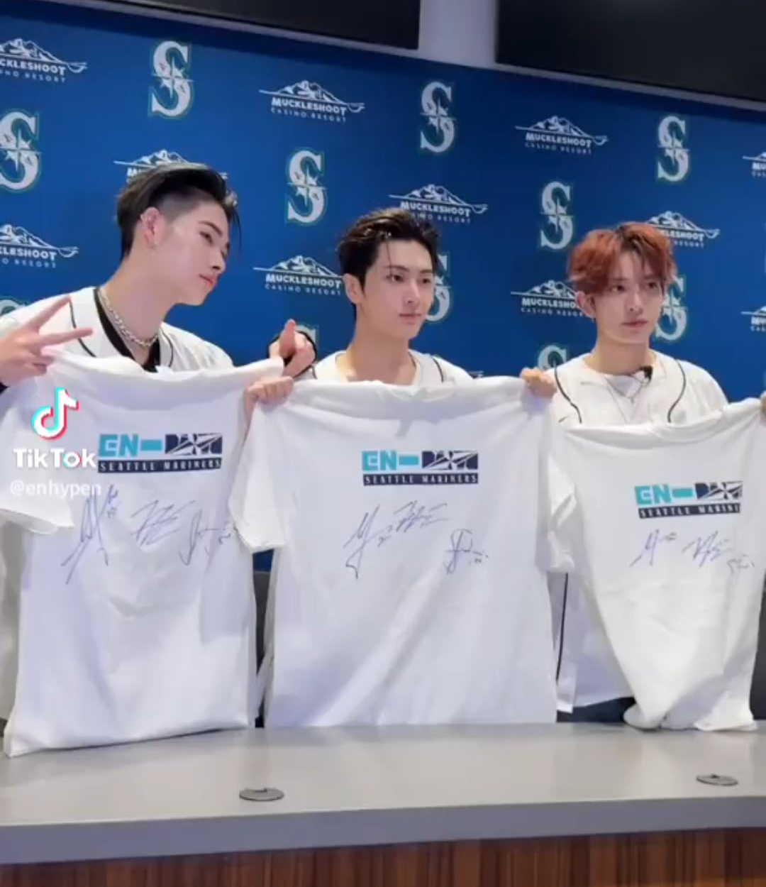 240501 Tiktok: Jay with Heeseung & Ni-ki