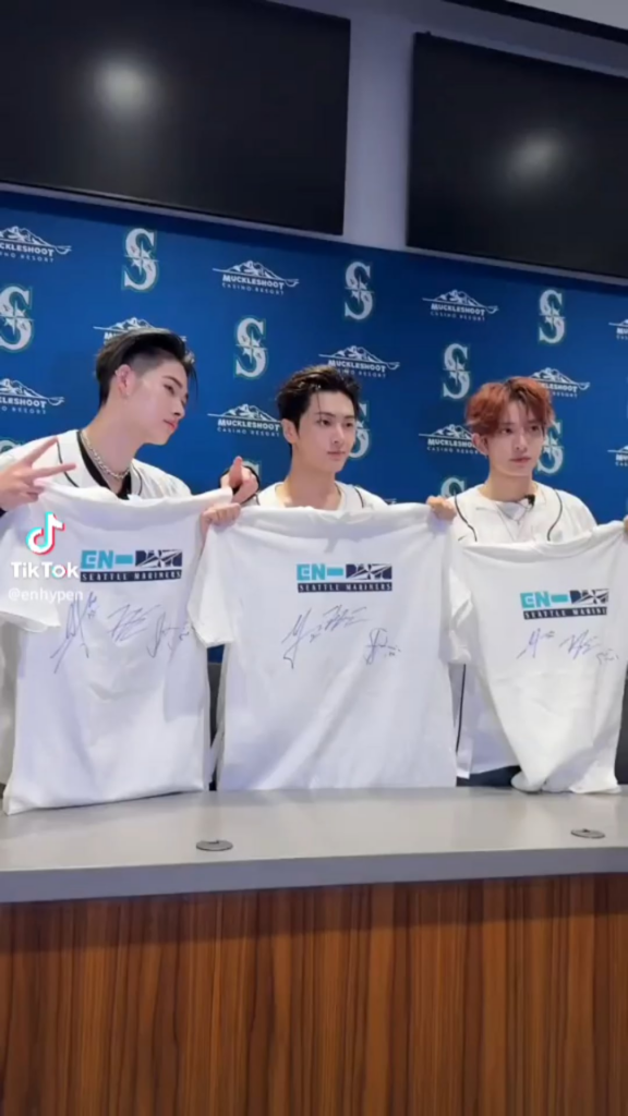 240501 Tiktok: Jay with Heeseung & Ni-ki