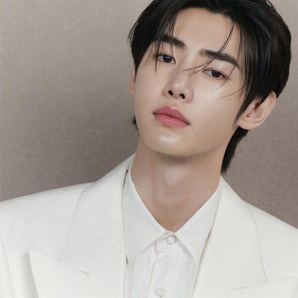 240531 hince_official Instagram: Sunghoon