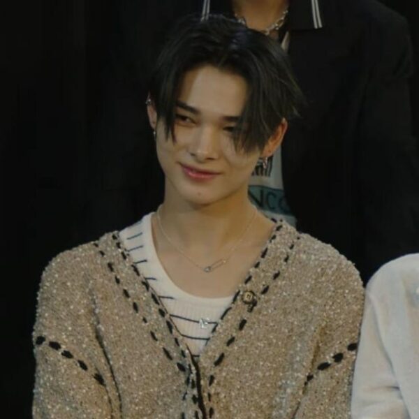 ni-ki looks like a snake along w a puma and duck