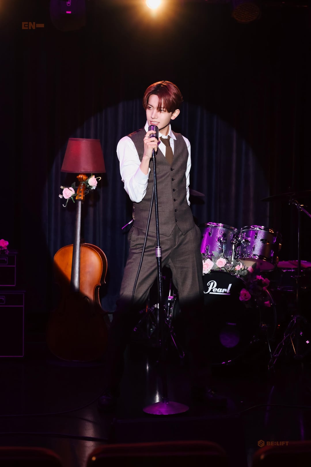 240528 Weverse: HEESEUNG Cover <this is what falling in love feels like> Special Photo📸