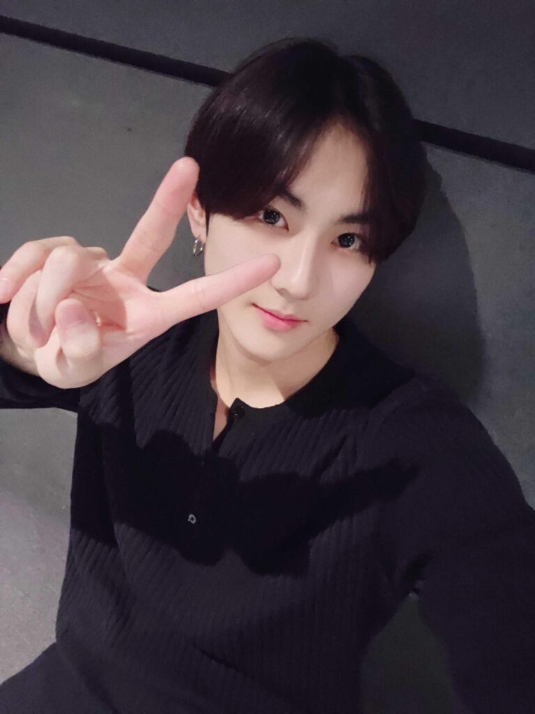 240525 Weverse: Jungwon