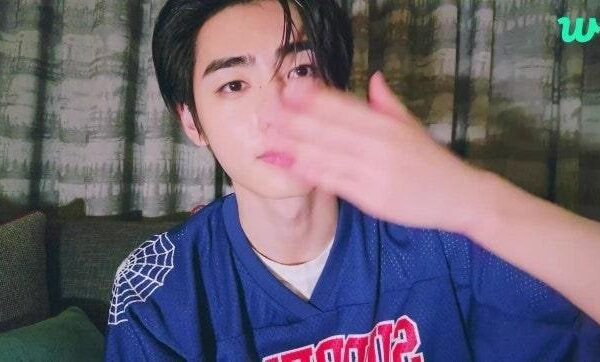 240613 [Weverse Live: Sunghoon] Park Sunghoon is here