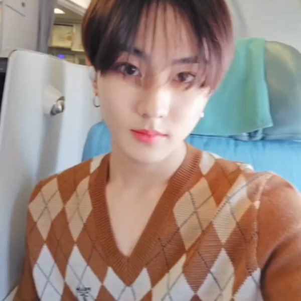 240614 Weverse: Jungwon with Jake