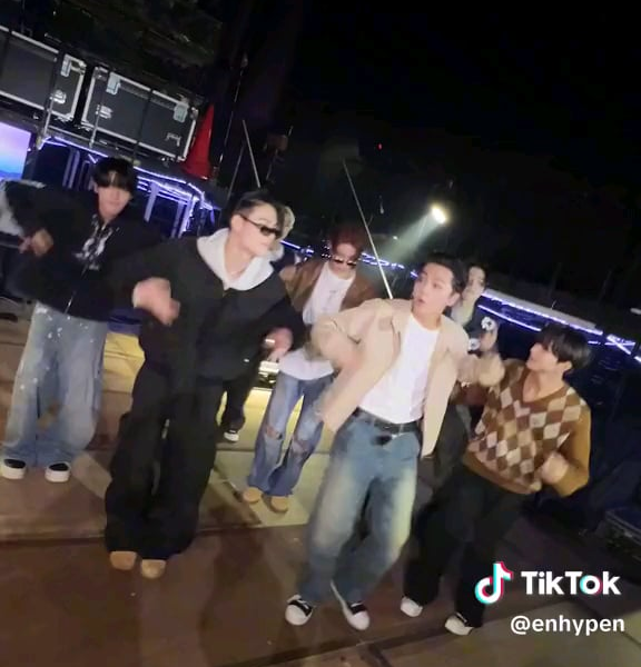 240611 Tiktok: ENHYPEN (2)