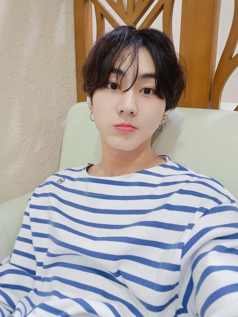 240601 Weverse: Jungwon (2)