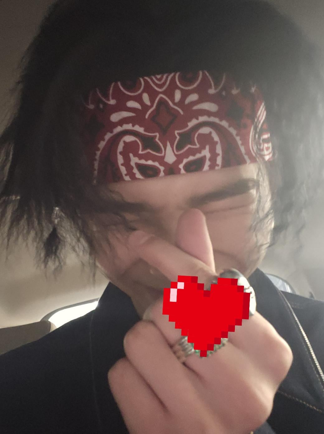 240607 Weverse: Jake with Ni-ki (2)