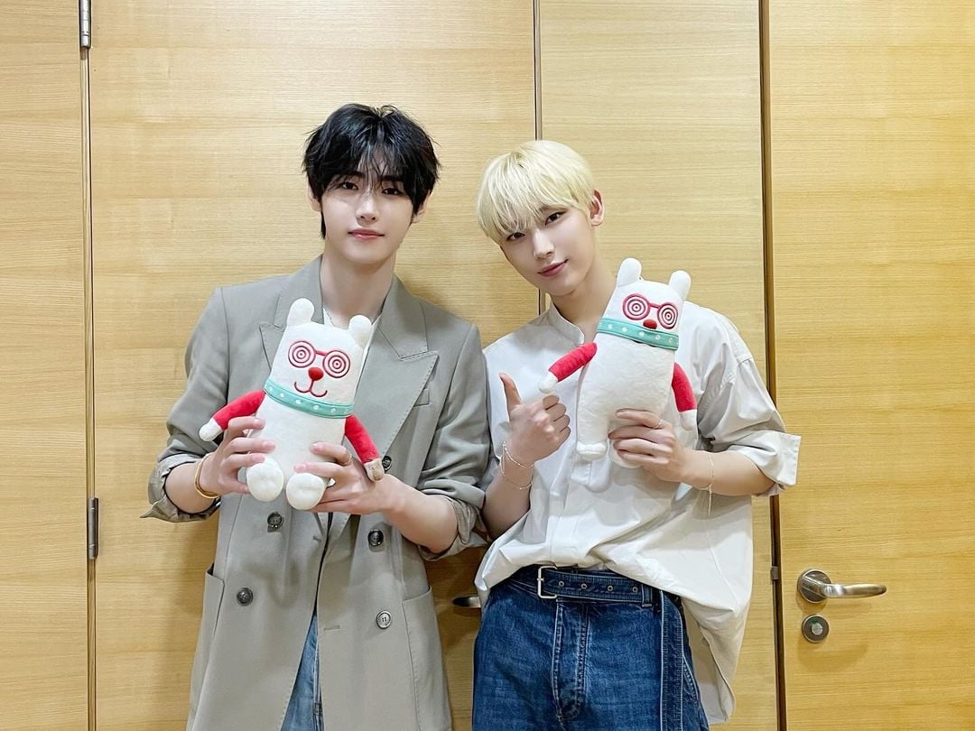 240705 junchamsi_official Instagram: Sunghoon & Sunoo with their manager