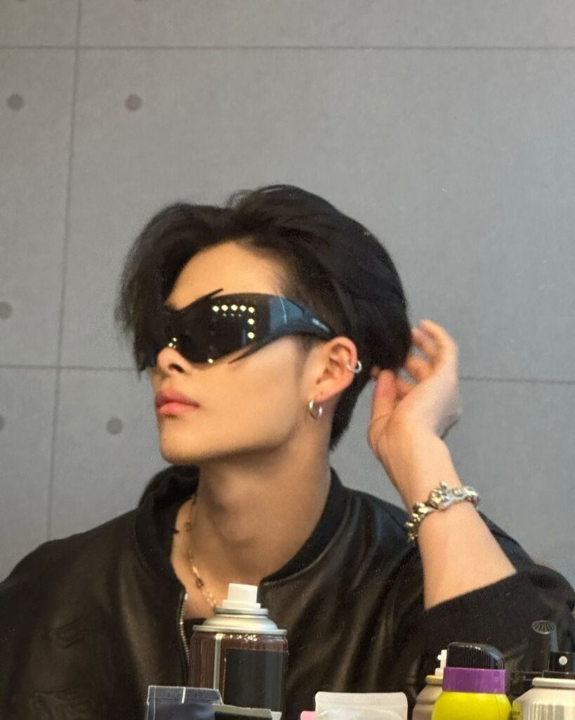 240723 Instagram: Ni-ki @ Gentle Monster Mugler