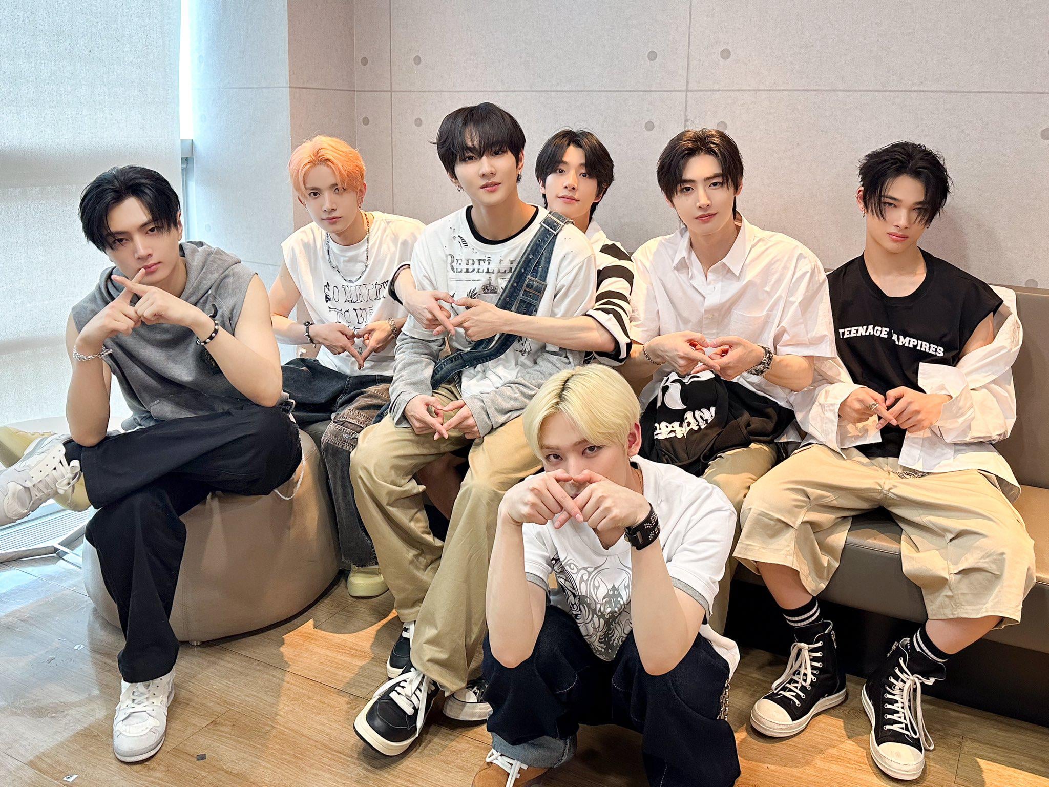 240720 Twitter: ENHYPEN OFFICIAL @ Show! Music Core