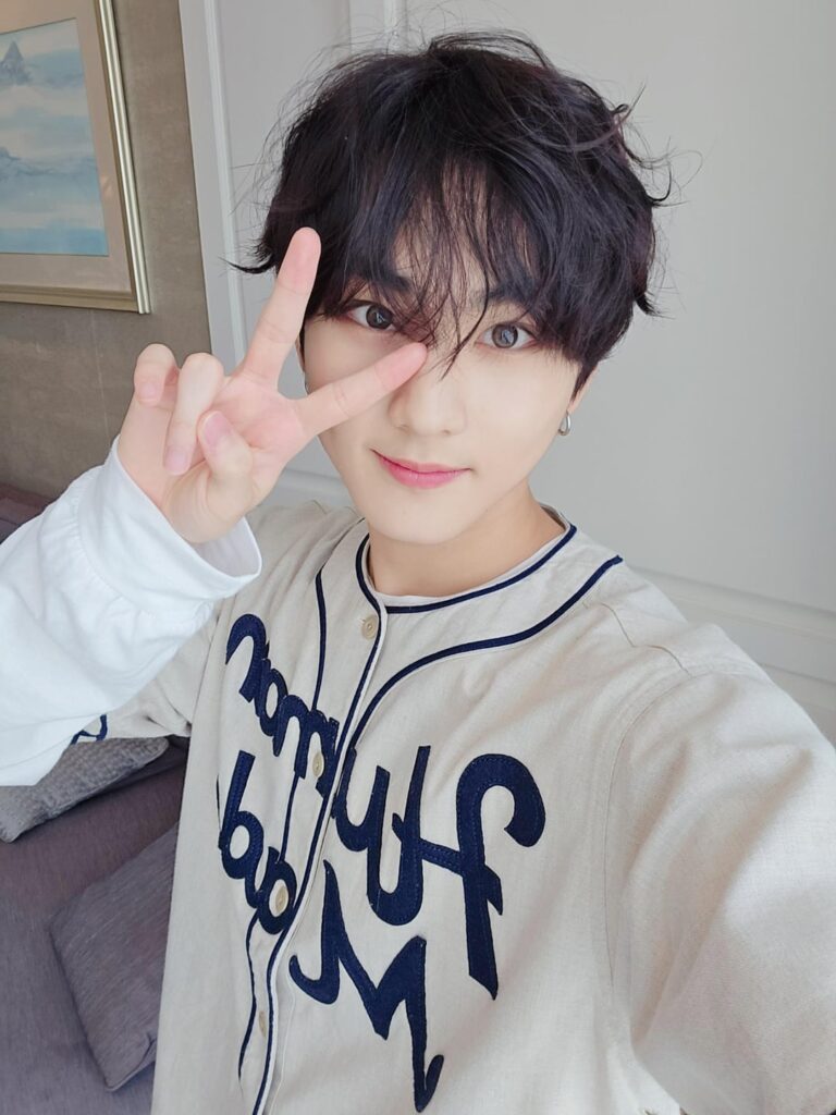240803 Weverse: Jungwon