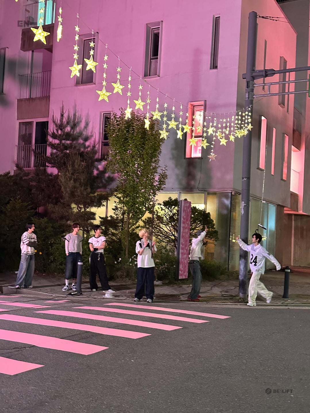 240829 <ROMANCE : UNTOLD> AirDDrop 1/2