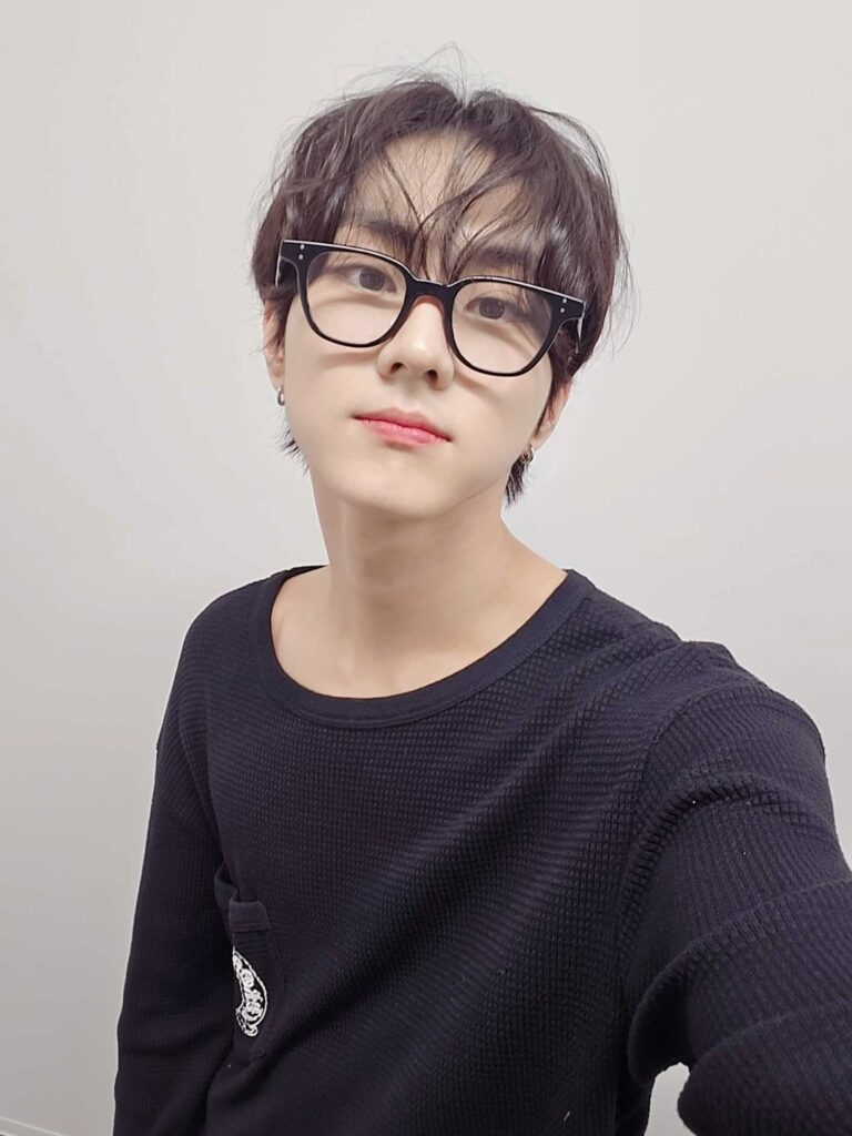 240828 Weverse: Jungwon