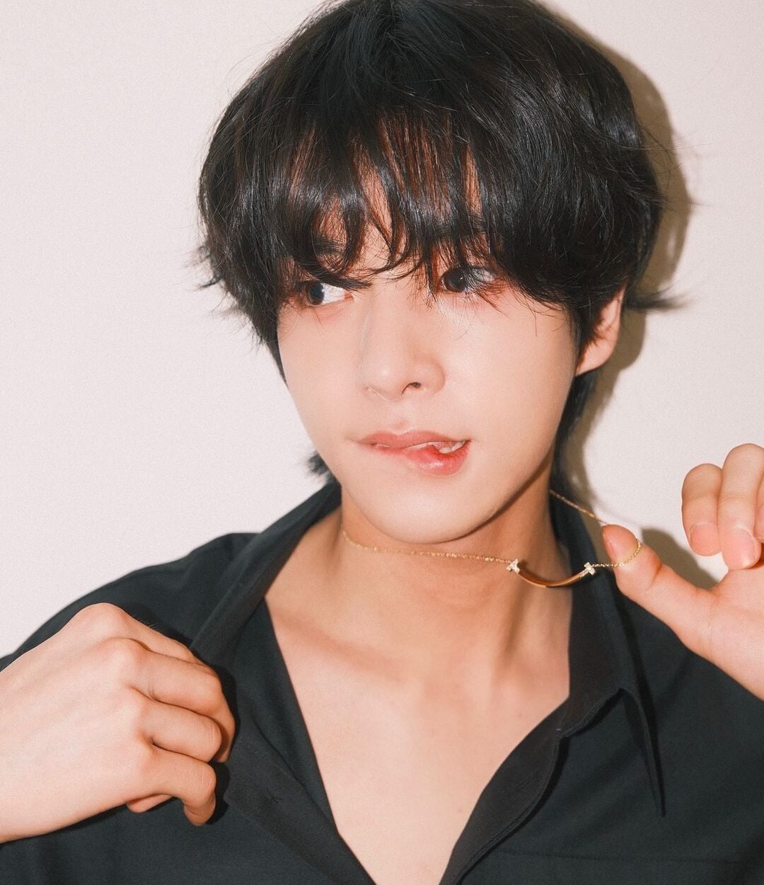 241002 Instagram: Jake @ Tiffany & Co.