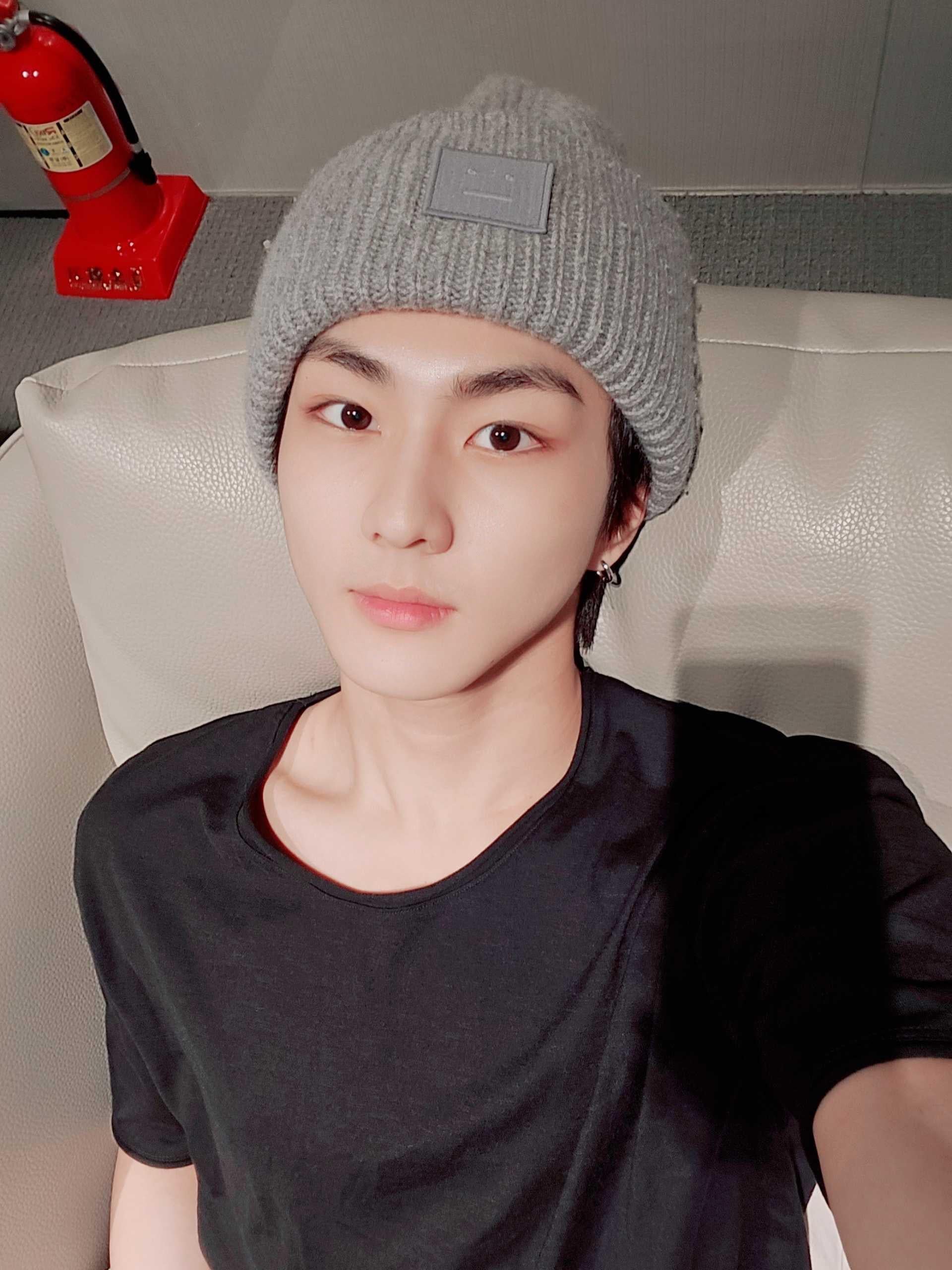 241010 Weverse: Jungwon