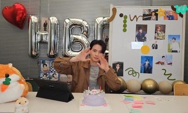 241015 [Weverse Live: Heeseung] BIRTH DAY BOY