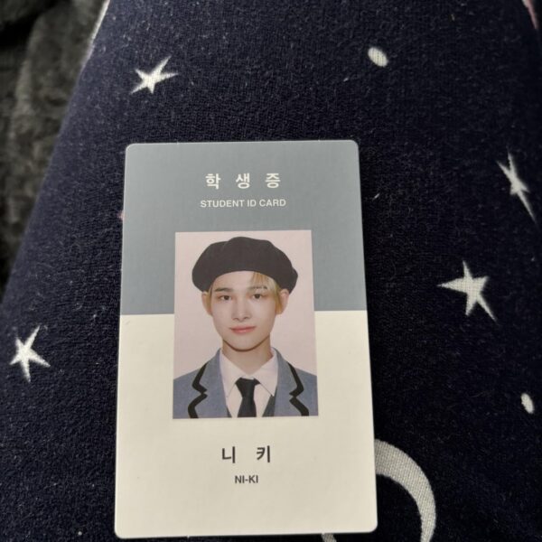 Is this photocard fake?