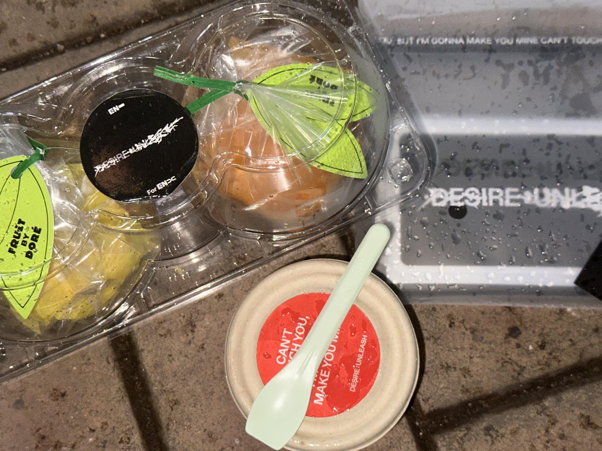 ENHYPEN gifts to engenes who atended Inkigayo’s prerecording