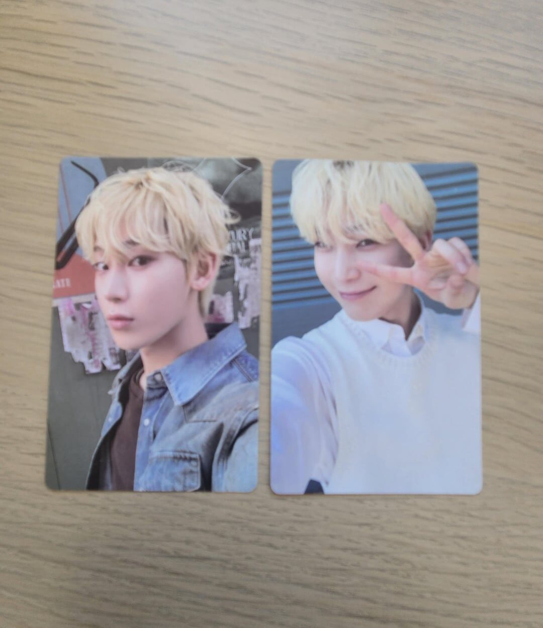 Are the romace untold weverse ver photocards matte?