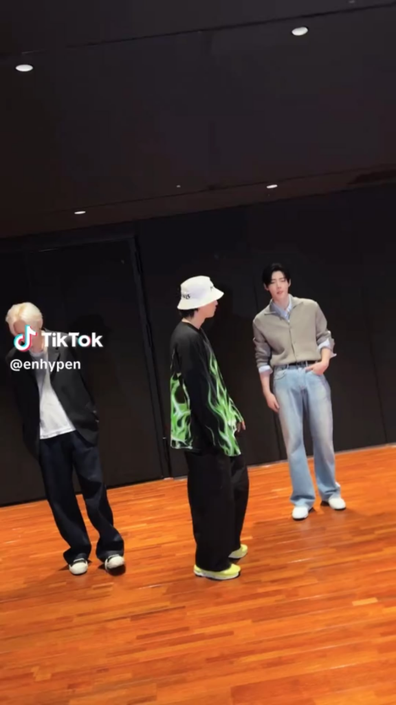 250607 Tiktok: Ni-ki & Sunghoon with Kim Jihun @ Bad Desire