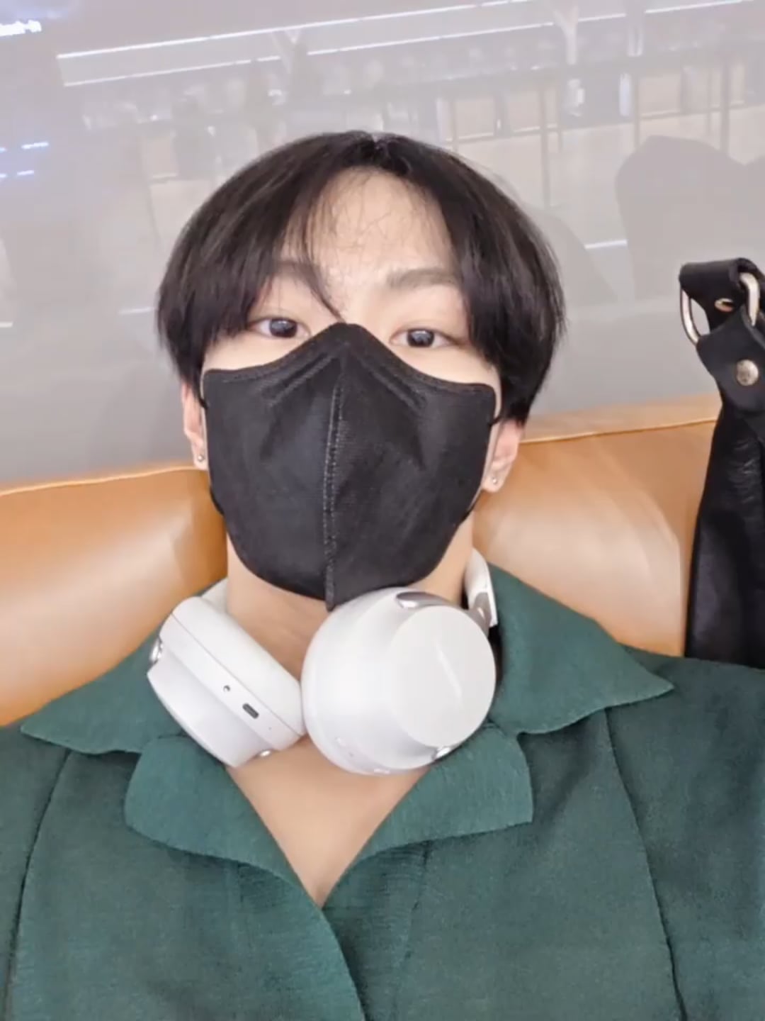 250526 Weverse: Jungwon