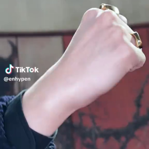 250605 Tiktok: ENHYPEN @ Bad Desire