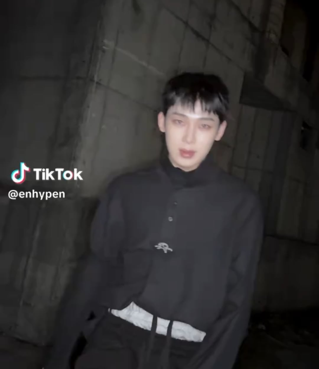 250626 Tiktok: Sunoo @ Outside