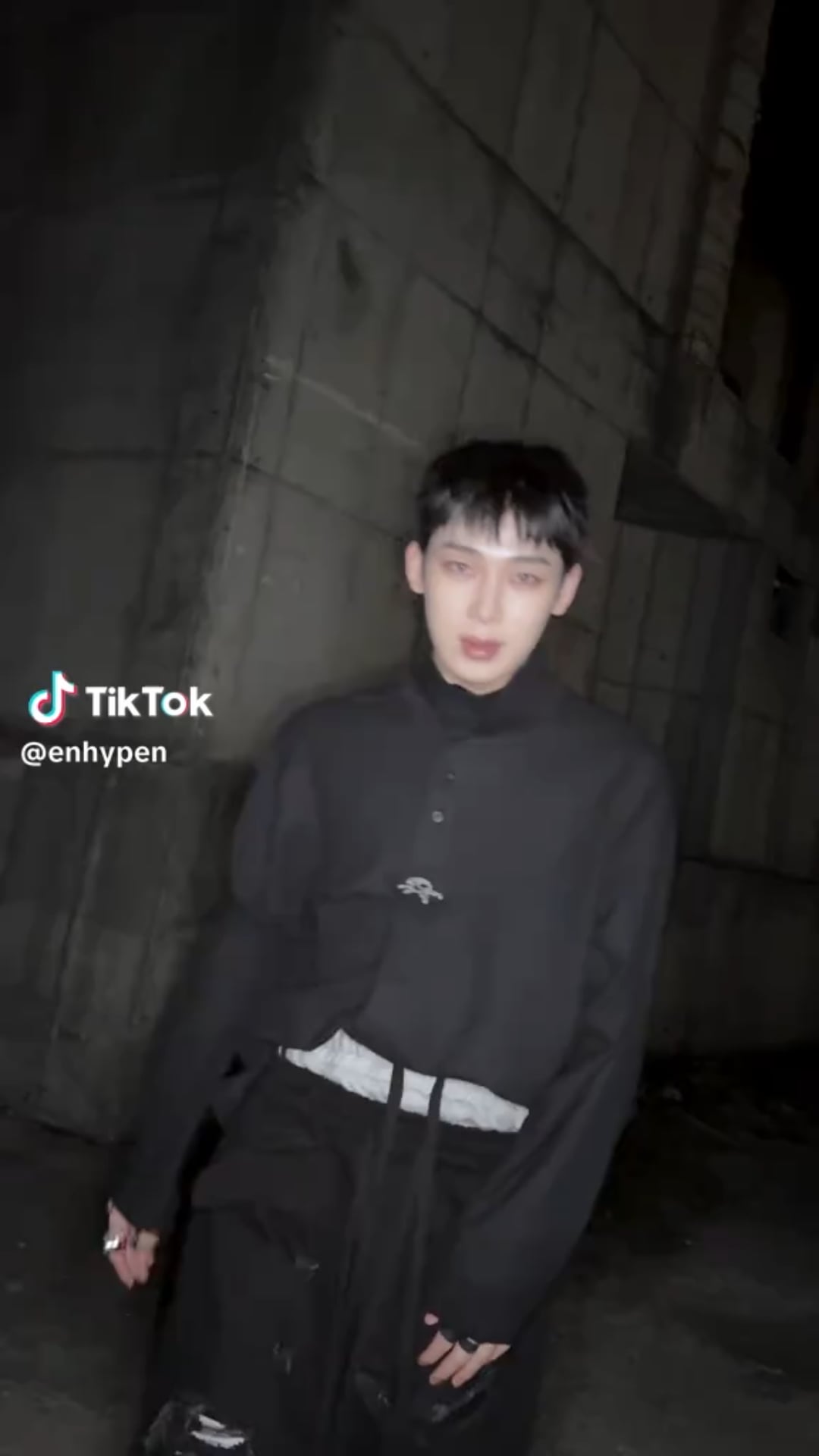 250626 Tiktok: Sunoo @ Outside