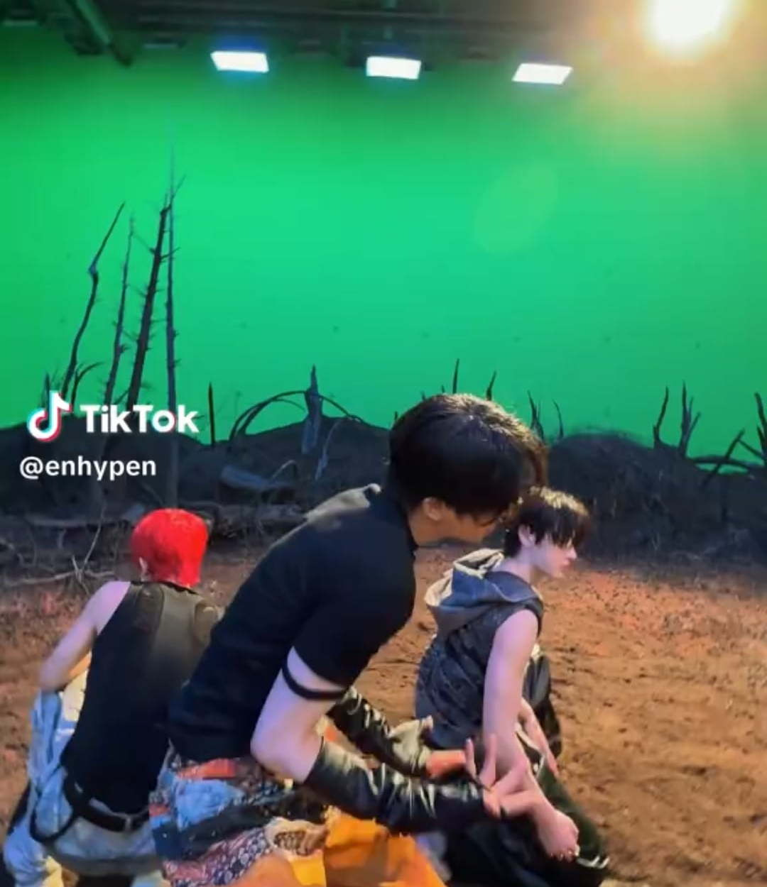 250611 Tiktok: ENHYPEN @ Bad Desire