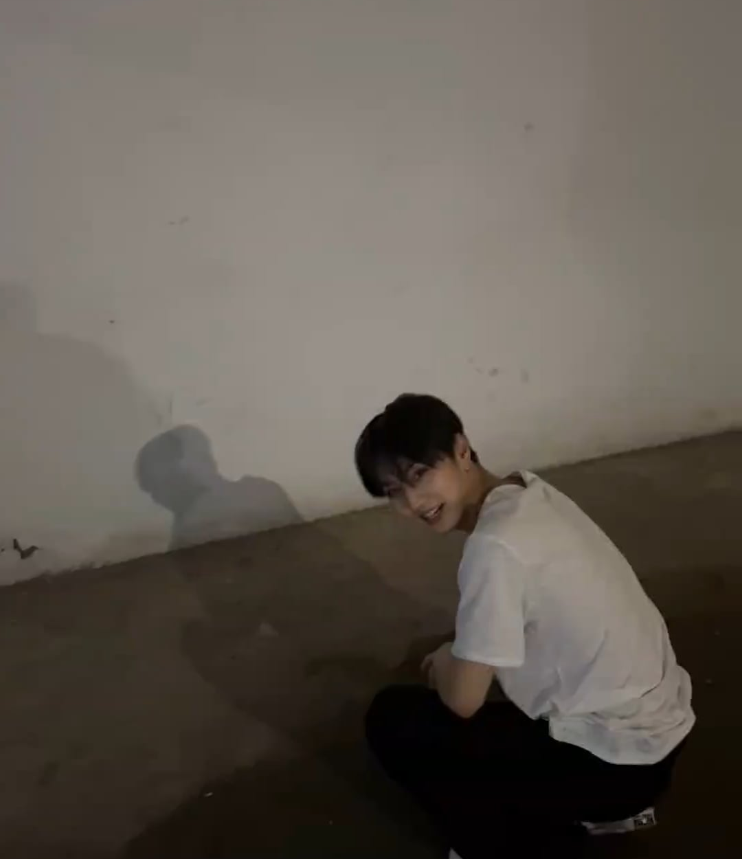 250515 Weverse: Jungwon 2/2