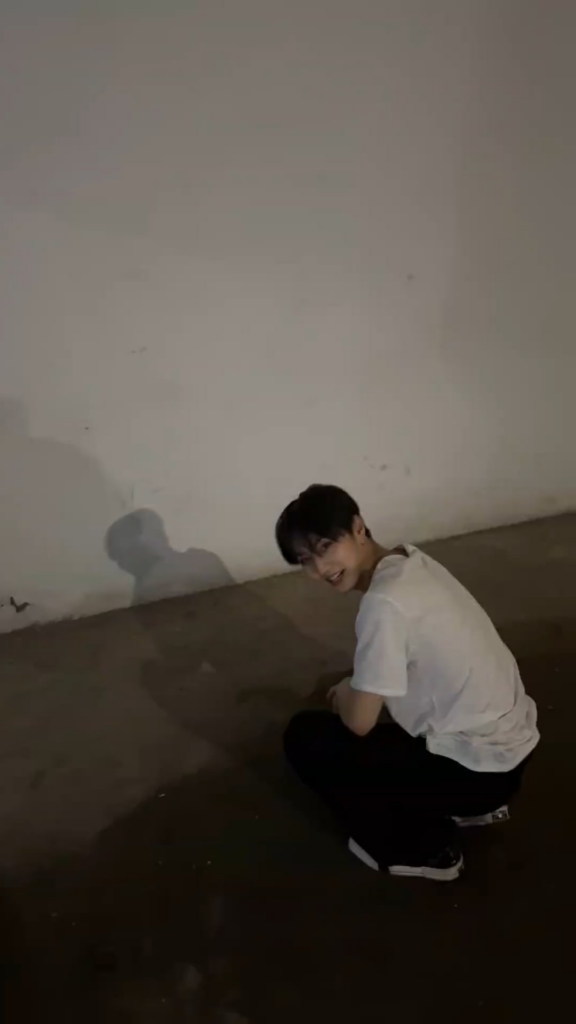 250515 Weverse: Jungwon 2/2