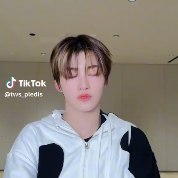 250524 TWS TikTok: Jihoon with Sunoo @ Countdown