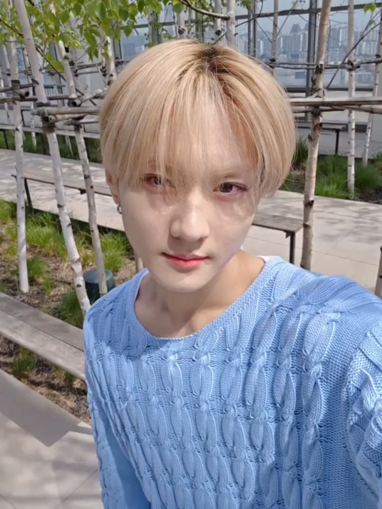 250427 Weverse: Jungwon