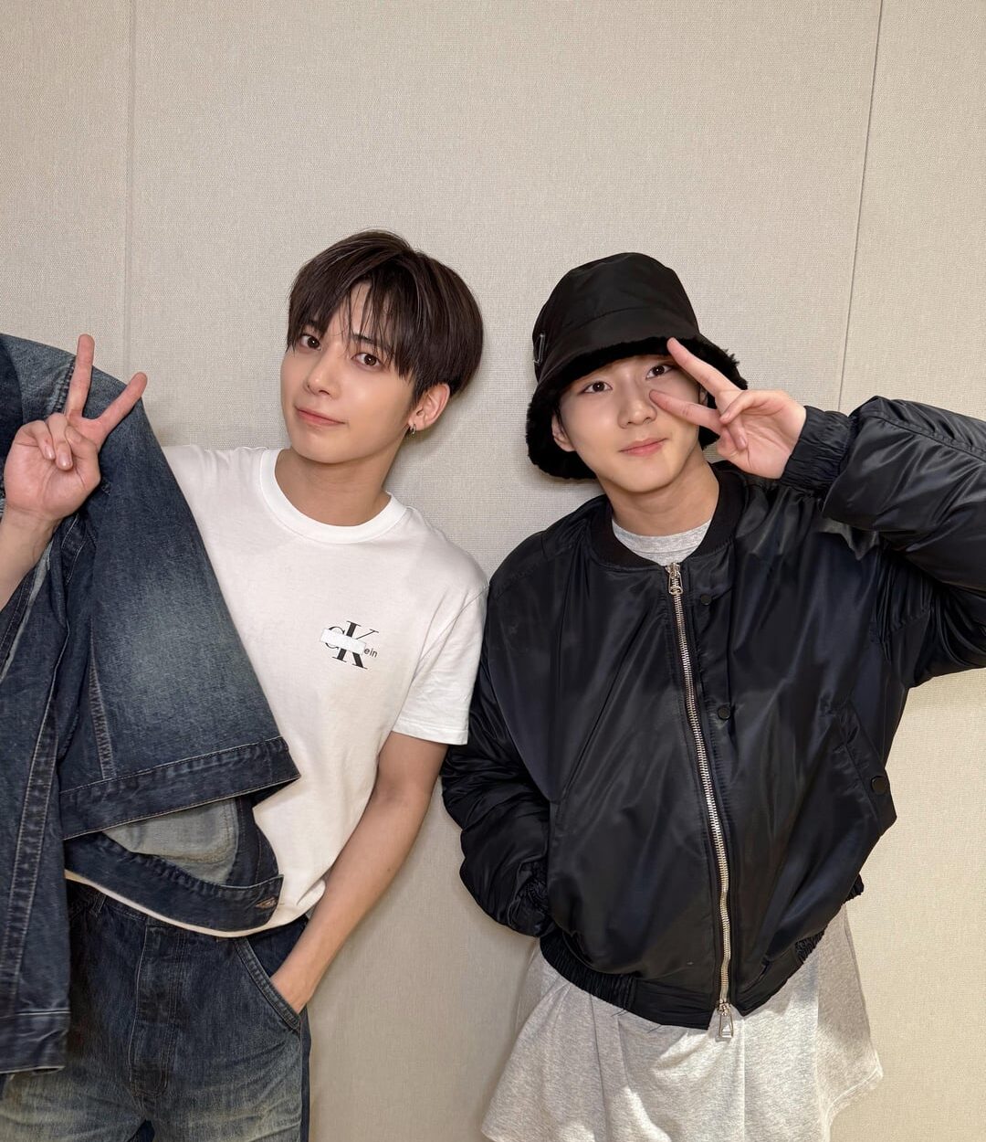250506 TXT Weverse: Taehyun with Jungwon