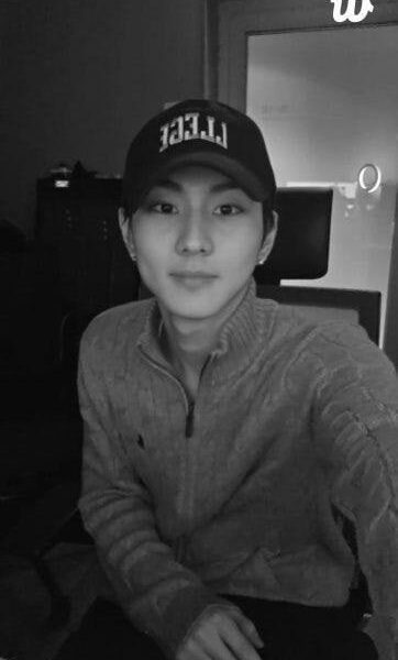 250602 [Weverse Live: Jungwon] hi