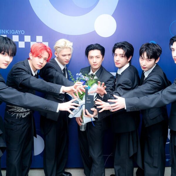 250616 ENHYPEN - Bad Desire (With or Without You) (250615 TOP ARTIST Photos) @ SBS Inkigayo