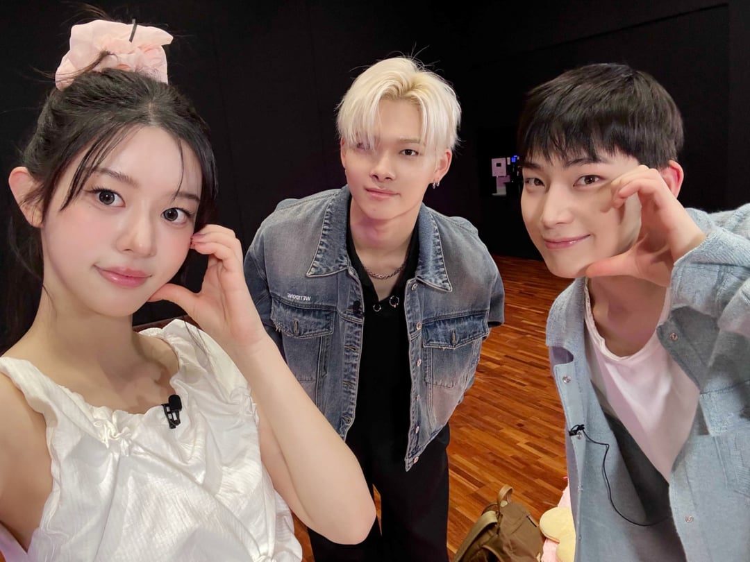 250606 minju_cabinet Twitter Update with Sunoo and Ni-ki