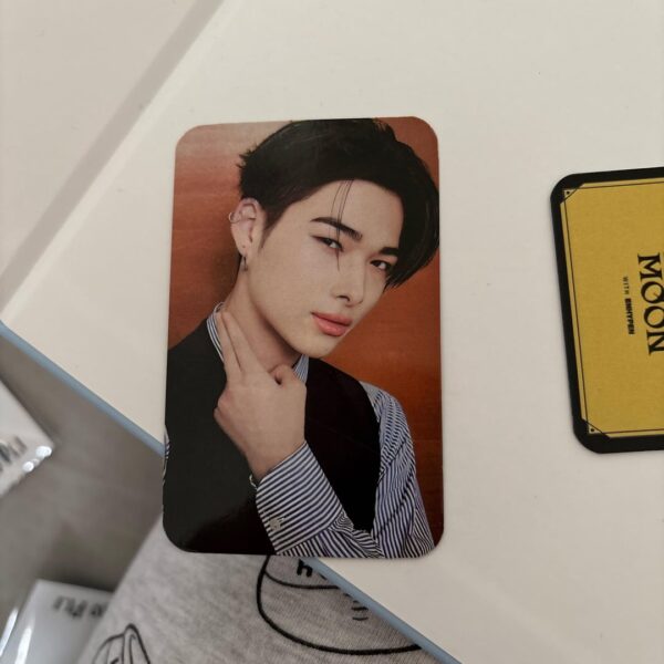 Is this photocard real?