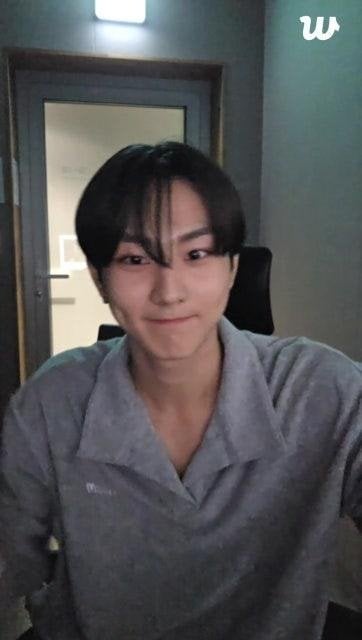 250530 [Weverse Live: Jungwon] hi