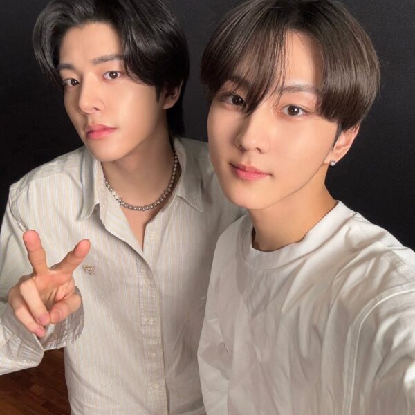 250626 ENHYPEN OFFICIAL Twitter: Jake & Jungwon @ Jonathan's Morning Stroll
