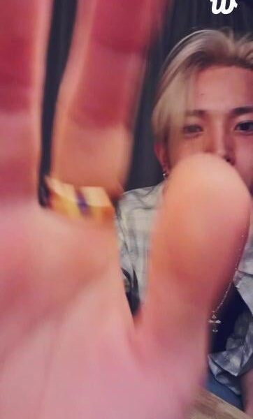 250725 [Weverse Live: Heeseung] Come gather (모여봐)